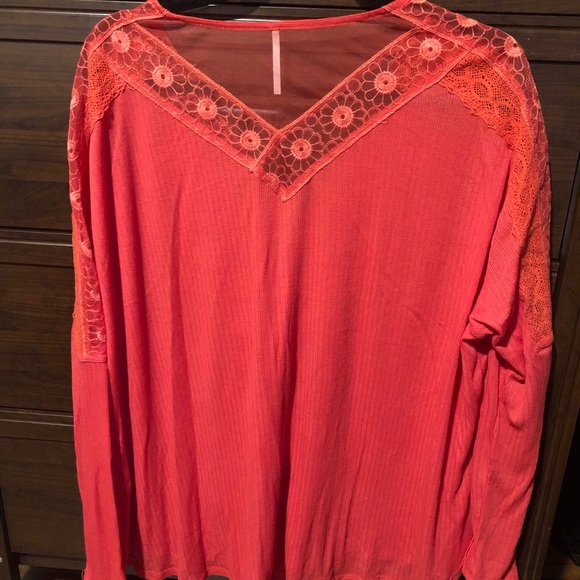 Free people long sleeved top - Picture 2 of 4